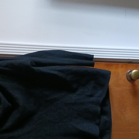 Duffy Top - Picture 6 of 6